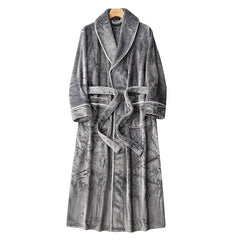 Extended Autumn And Winter Coral Fleece Bathrobe