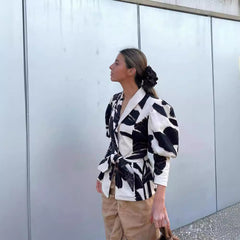 Fashion Personality New Women's Slim Coat