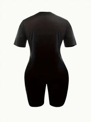 Women'S Two-Piece Set Featuring A Stylish Printed T-Shirt And Casual Shorts